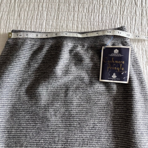 NWT VTG Pringle cashmere grey/white Aline skirt w/ elastic waistband - Picture 6 of 10